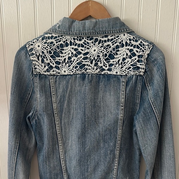 Rue21 Blue Denim Jacket with Lace Accents sz Small - Picture 9 of 13